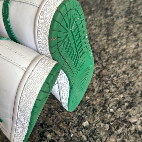 Nike air ships High-Top Sneakers in White and Green EUC 8.5 - Picture 11 of 12